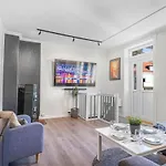 Apartmán Spacious With Terrace & Parking