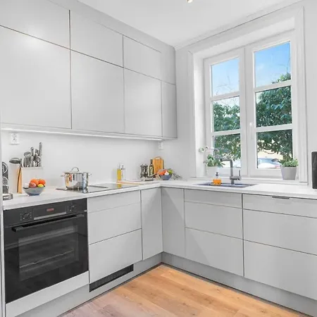 Appartamento Spacious With Terrace & Parking