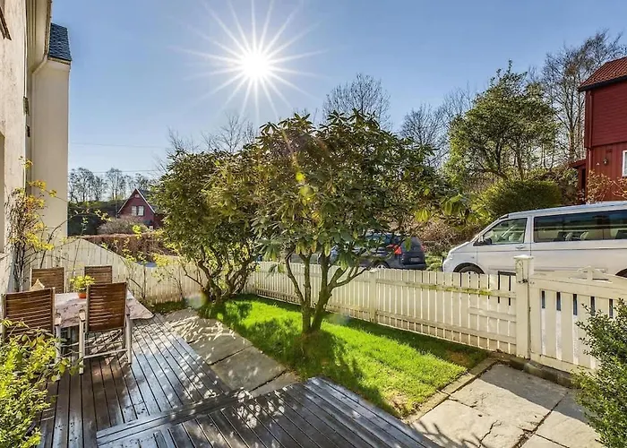 Appartamento Spacious With Terrace & Parking